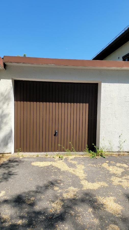 Eg Links-Wunderschoene 70M Grosse 2-Zimmer City Wohnung Naehe Salzburg Freilassing Exterior foto
