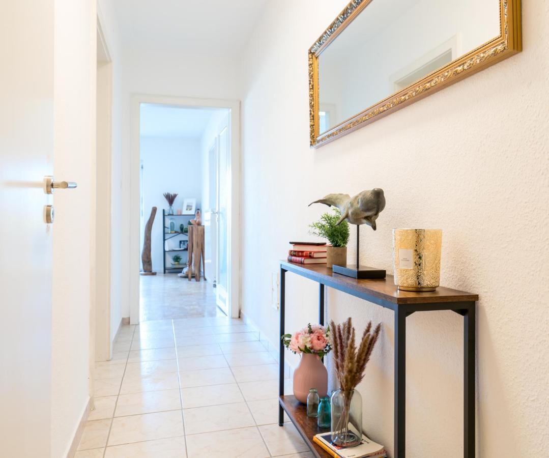 Eg Links-Wunderschoene 70M Grosse 2-Zimmer City Wohnung Naehe Salzburg Freilassing Exterior foto